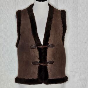 Vintage Chocolate Brown Sheepskin Sheared Lining Toggle Button New Zealand Vest